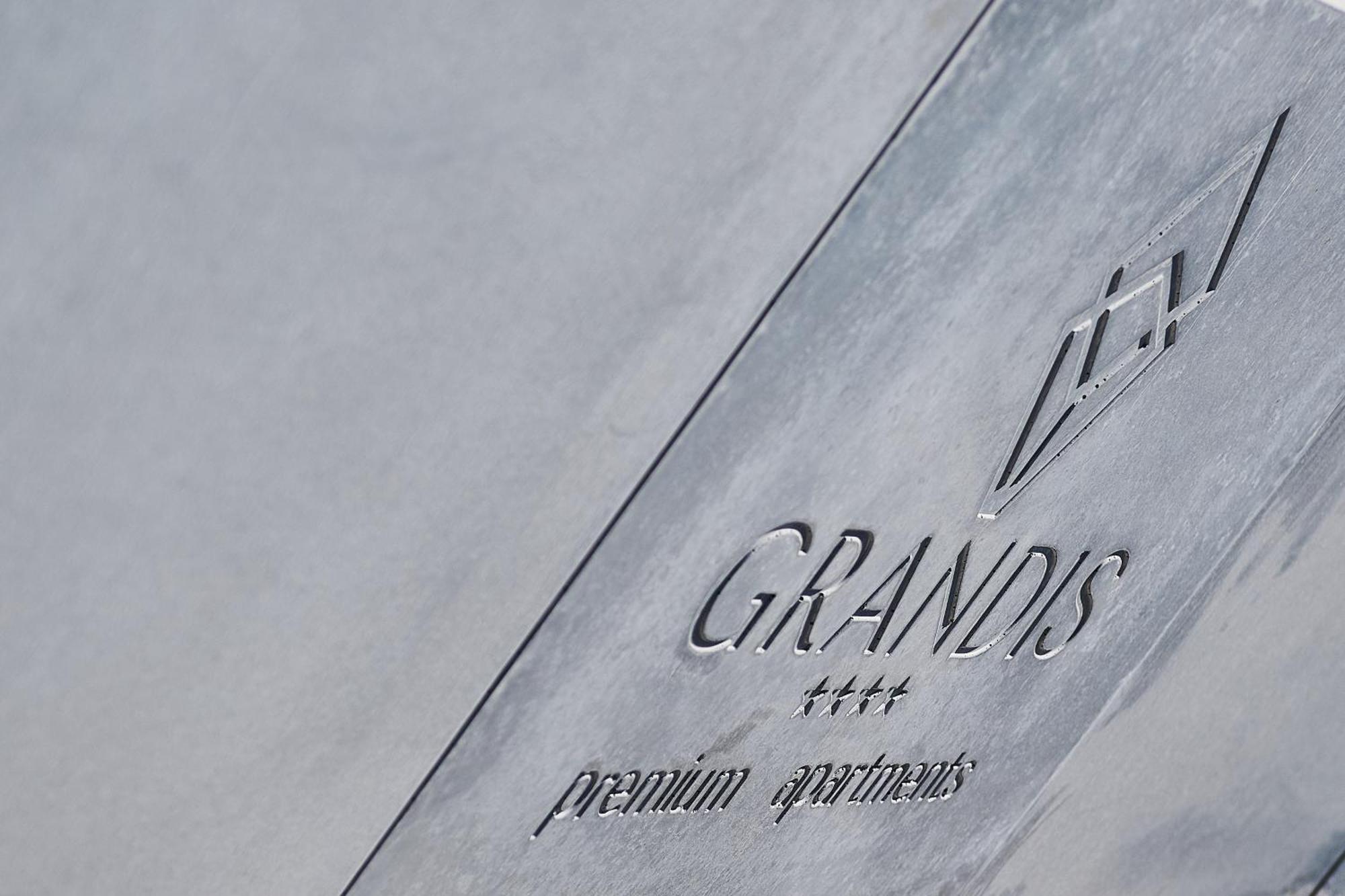 Grandis Premium Apartments Godollo Ngoại thất bức ảnh